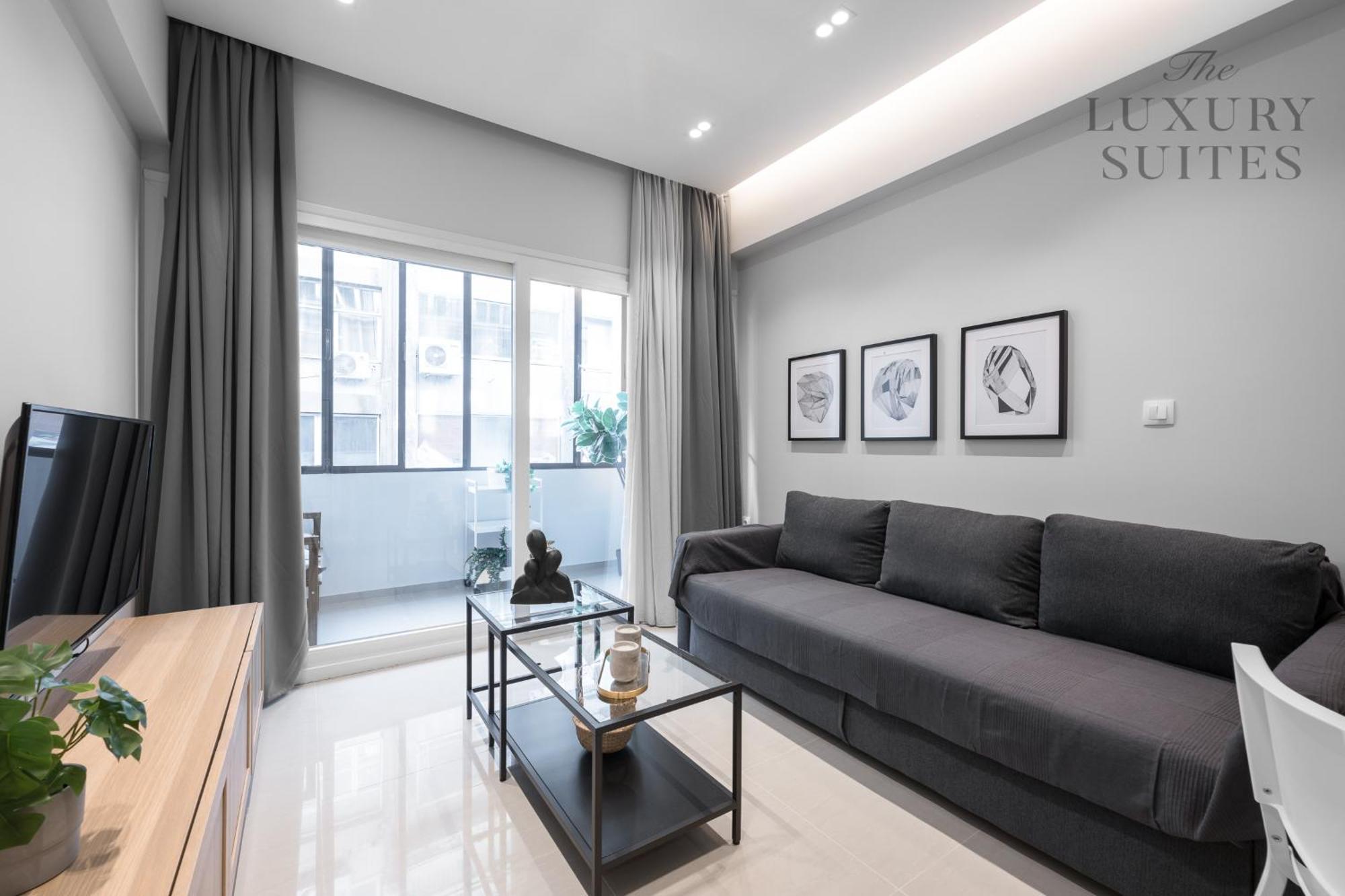 Bonsai Apartments, The Luxury