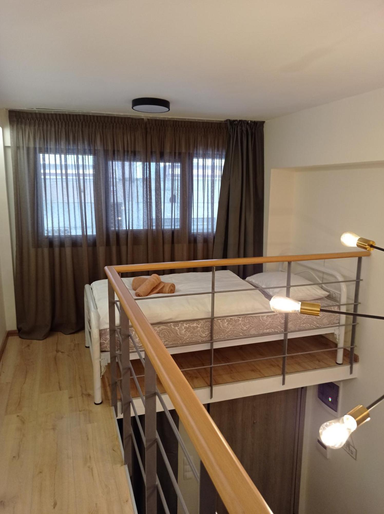 Minimal Two-floor Apartment Thessaloniki