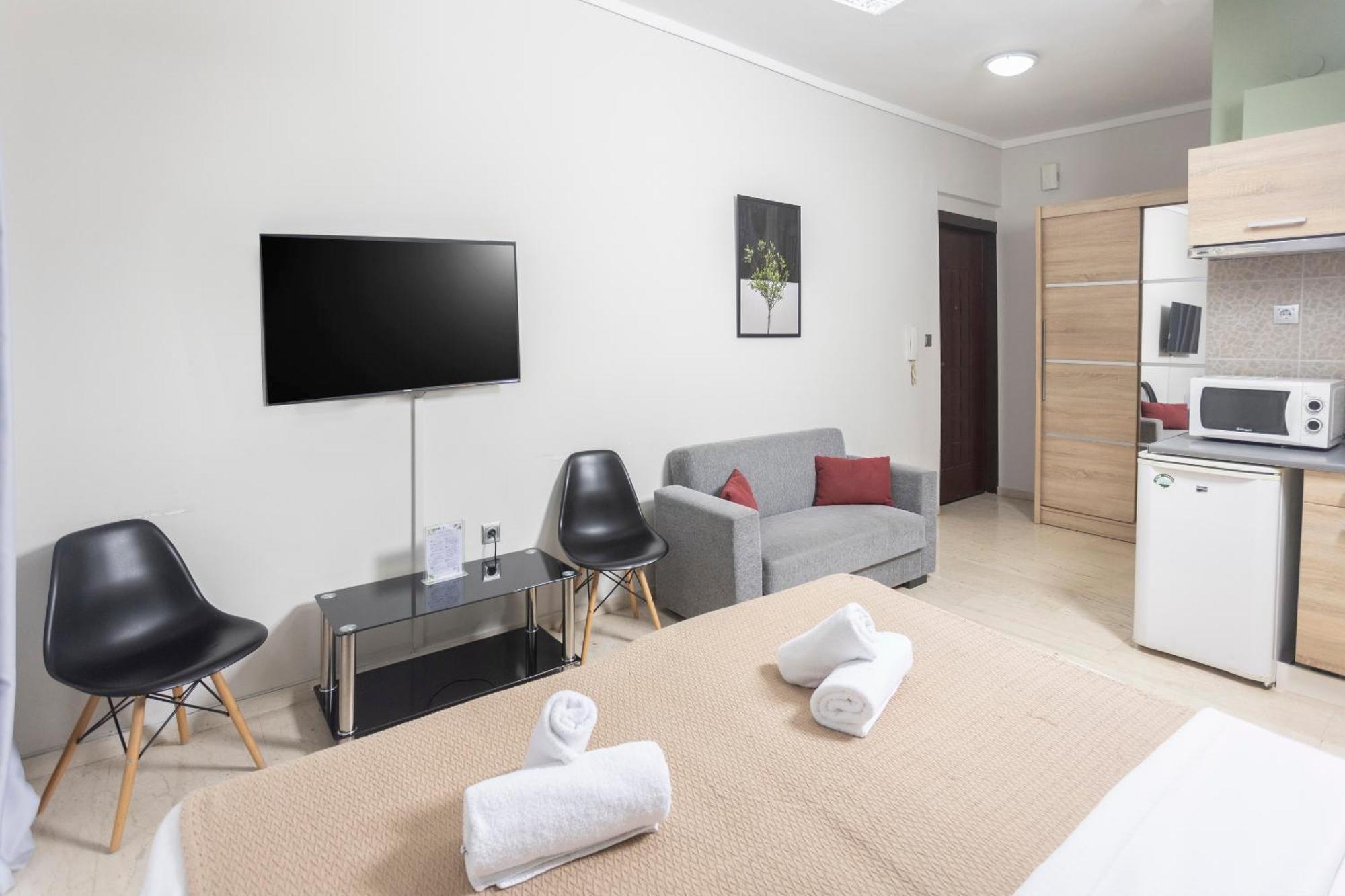 Downtown Seaside Apartment