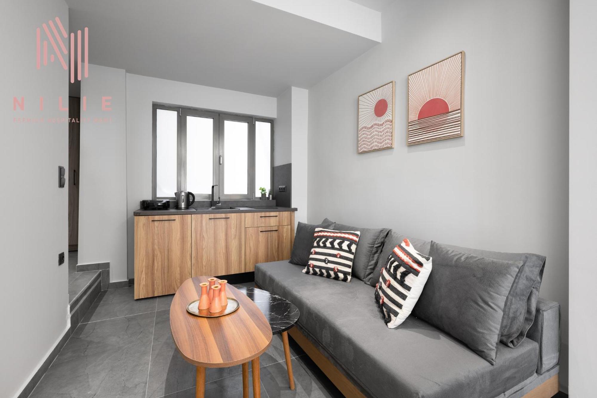 Pantheon, Nilie Hospitality Mgmt Apartment