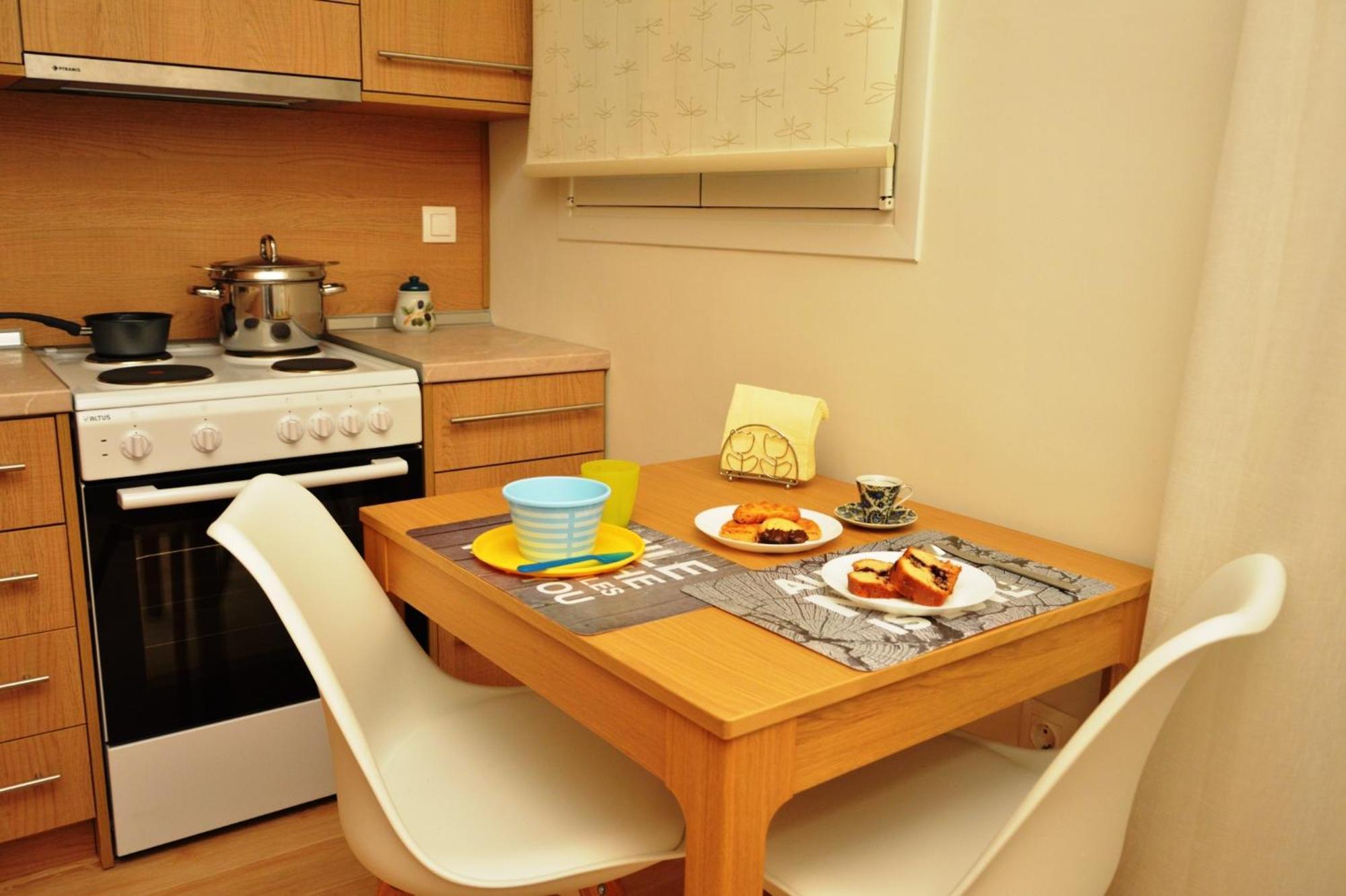 Zennova #5 Antigonidon Square Apartment *