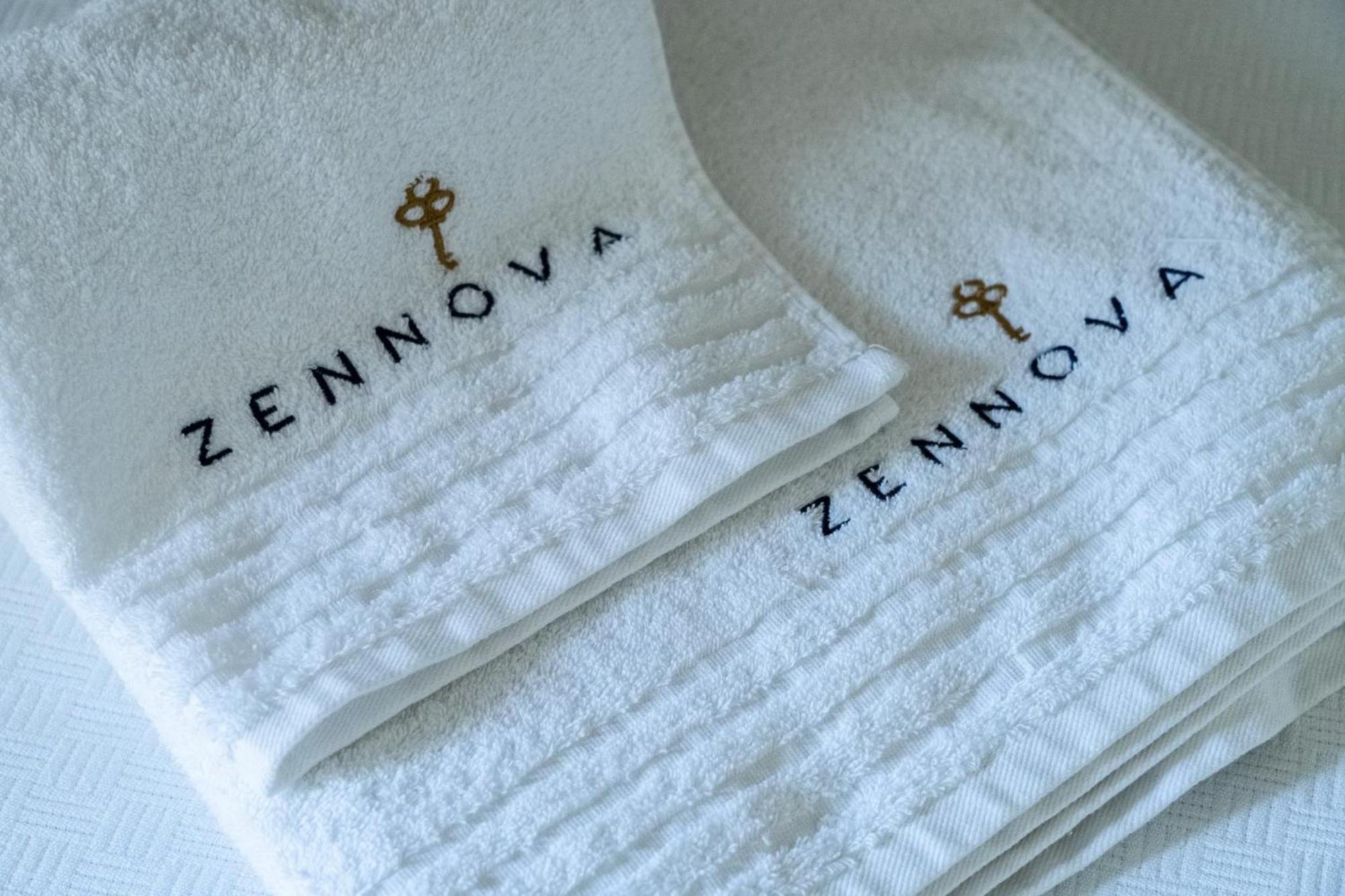 Zennova #5 Antigonidon Square Apartment *