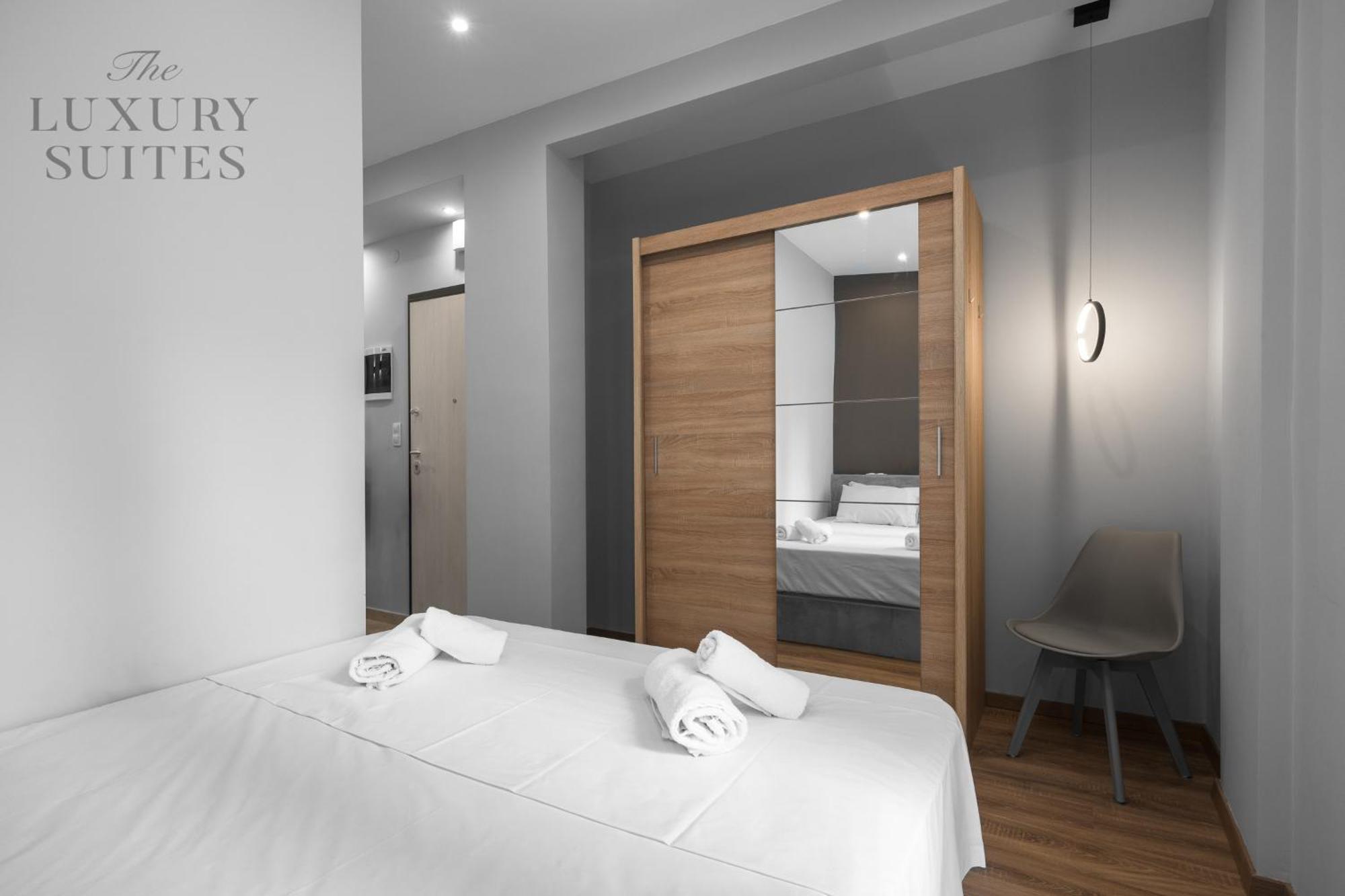Mavili, The Luxury Apartment *