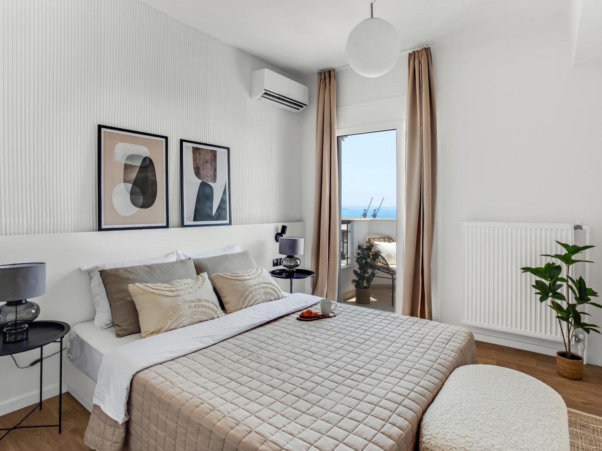Sanders Arch Apartment *
