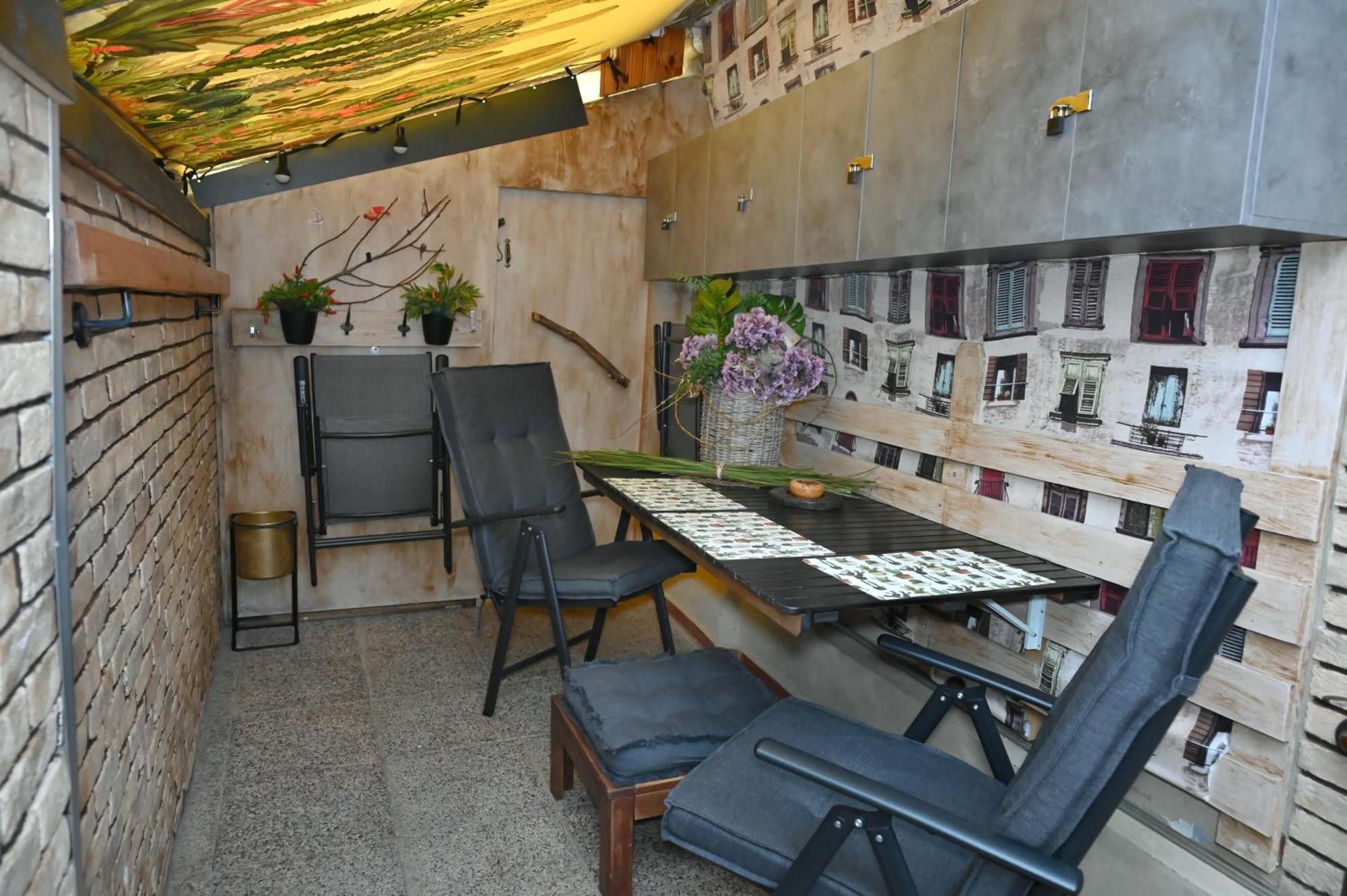Porfyra's Apartment