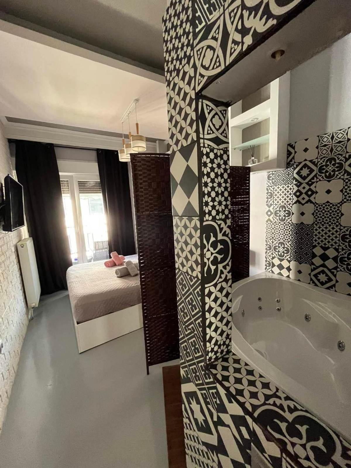 Vip Apt. Pezodromos Kalamarias