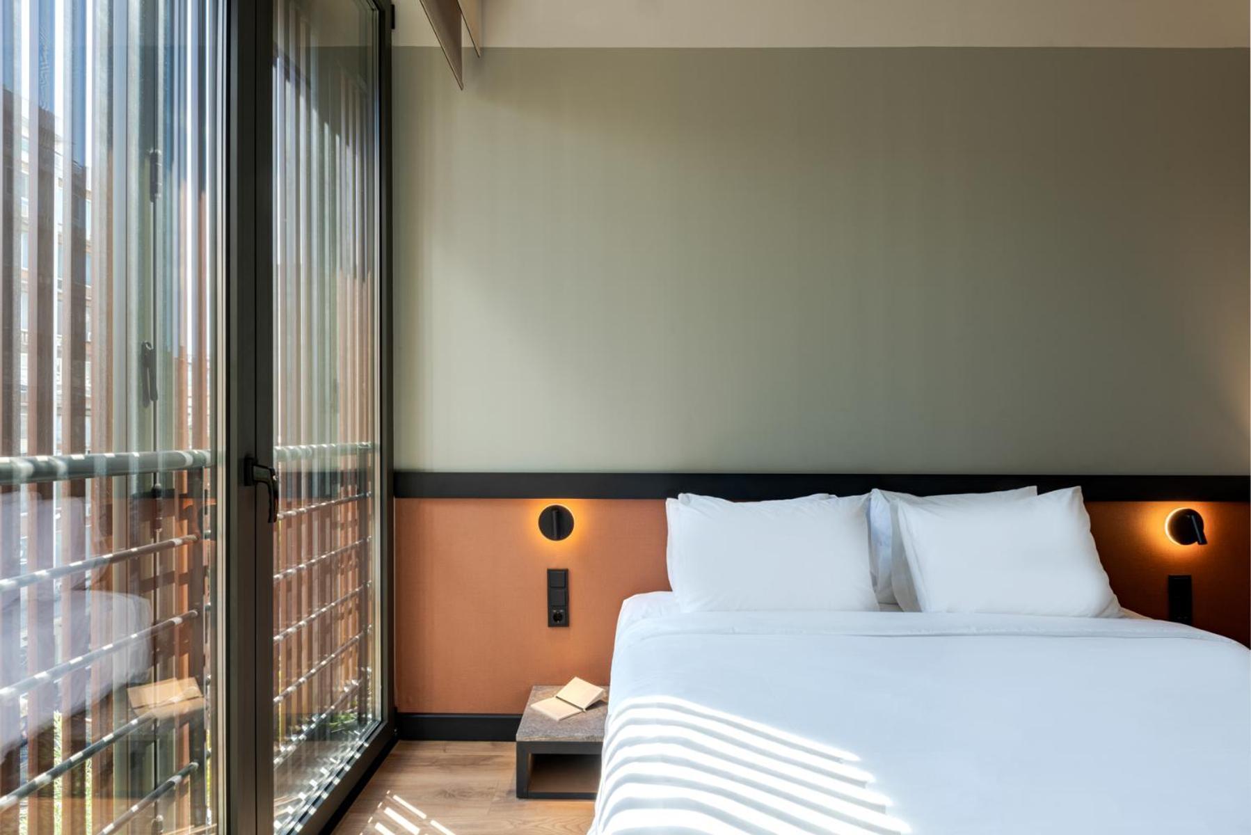 Thirtynine Urban Apartment *