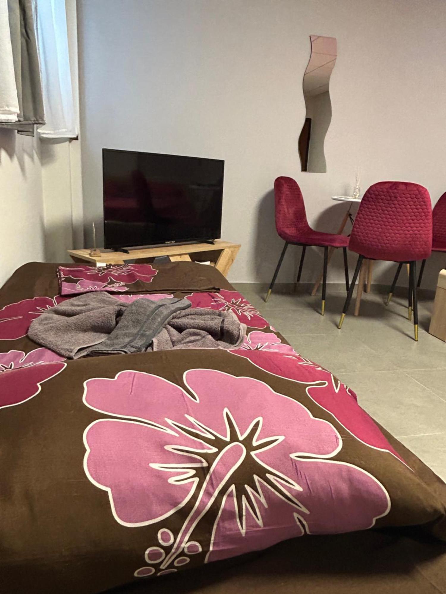 Debbies 8 Apartment Thessaloniki