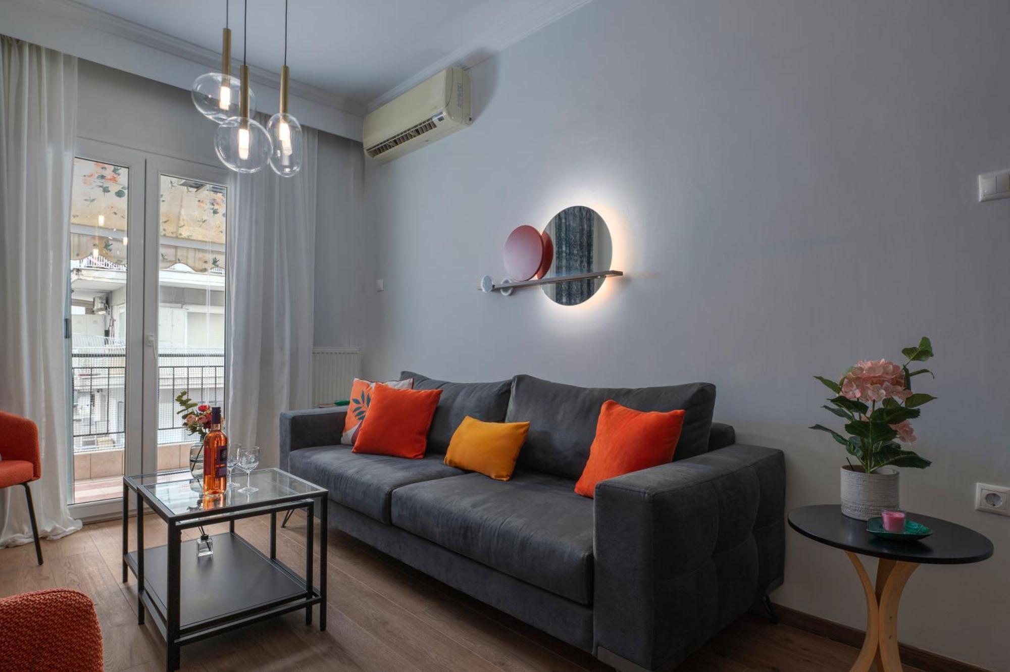 Estia Apartment, Cozy, Spacious, Sunny, 2 Rooms-5 Beds Apartment