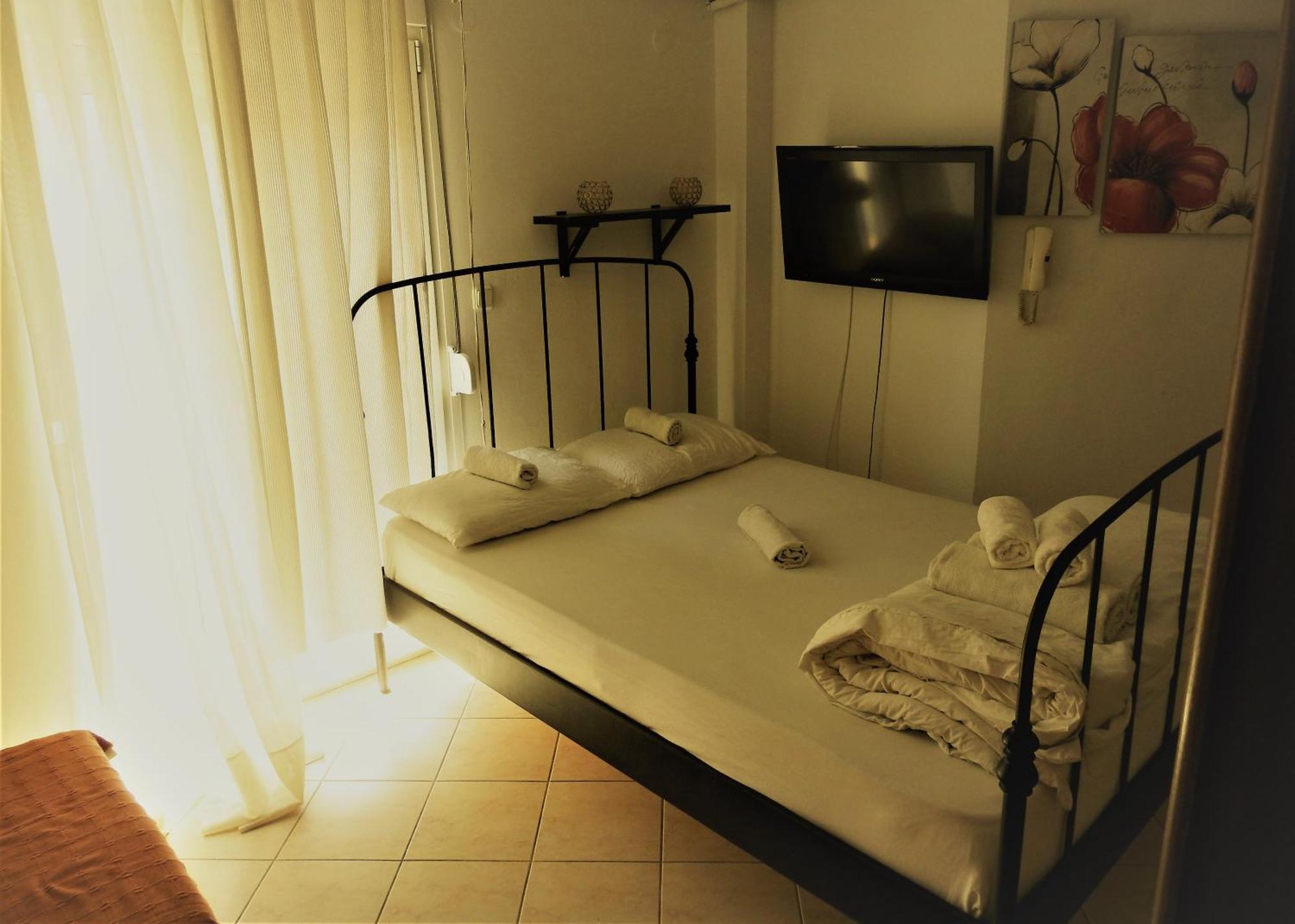 Konstantinos's Luxury Apartment *