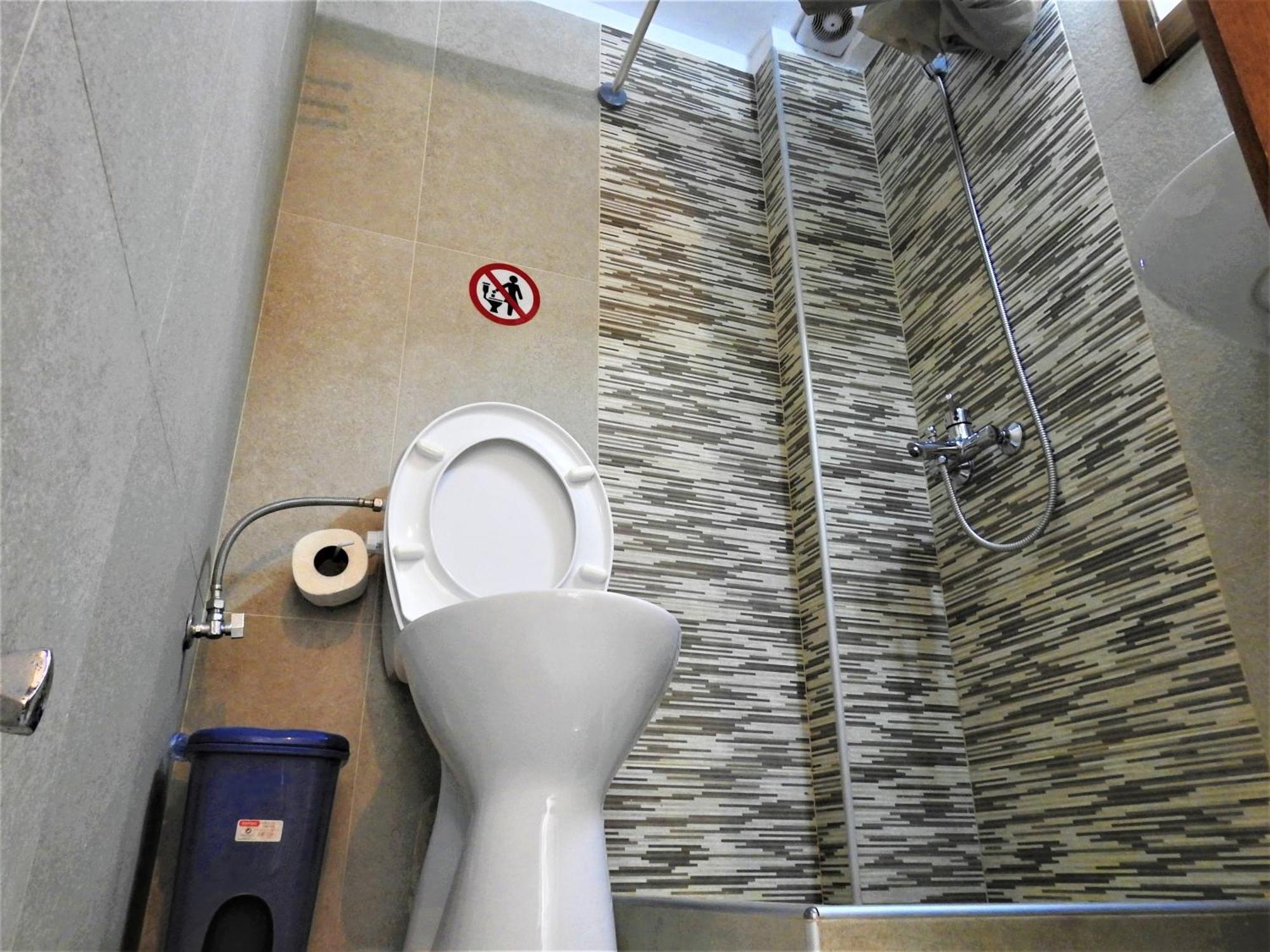 Konstantinos's Luxury Apartment *