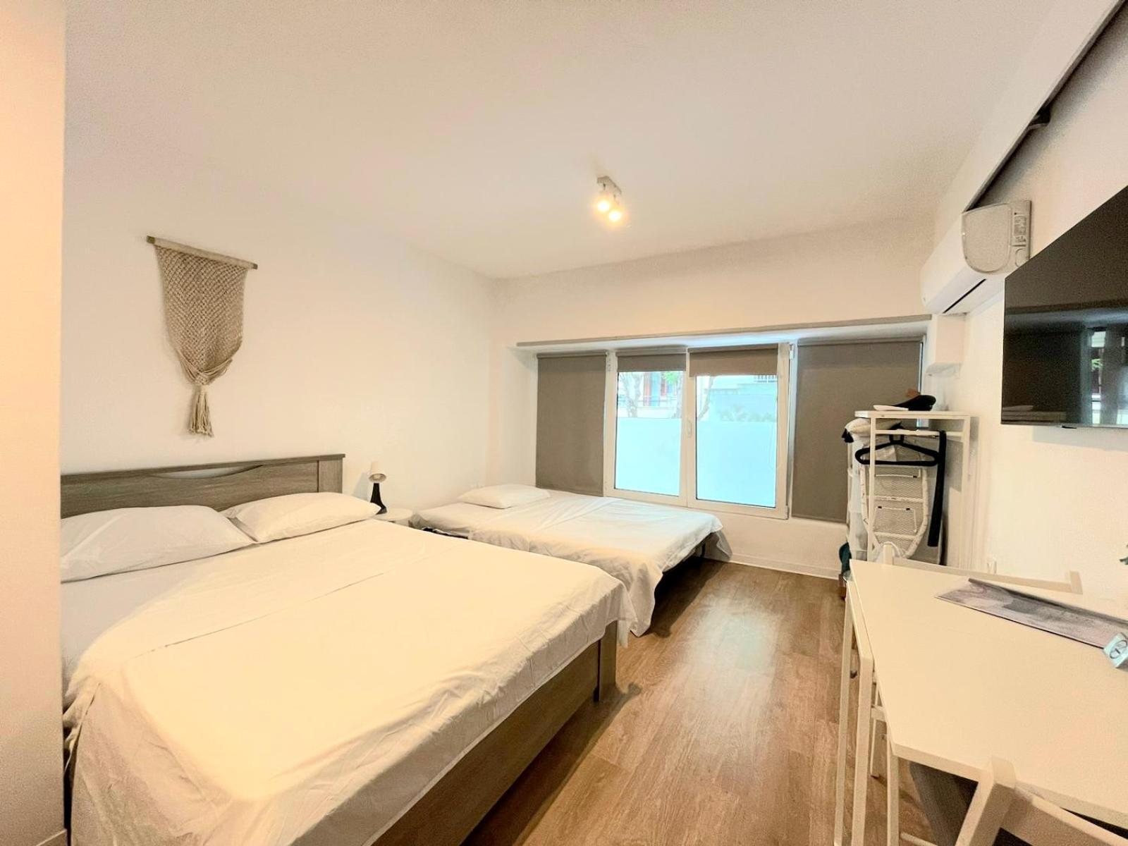 Mini Agora