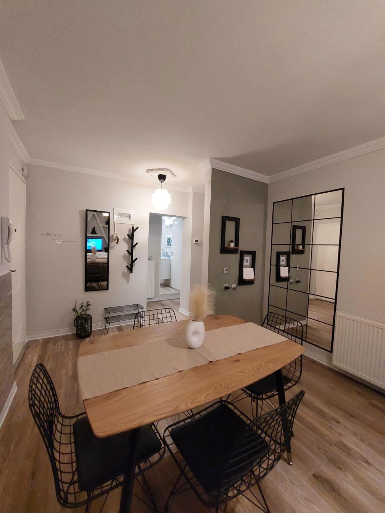 Apartment Garden Escape In Thessaloniki!