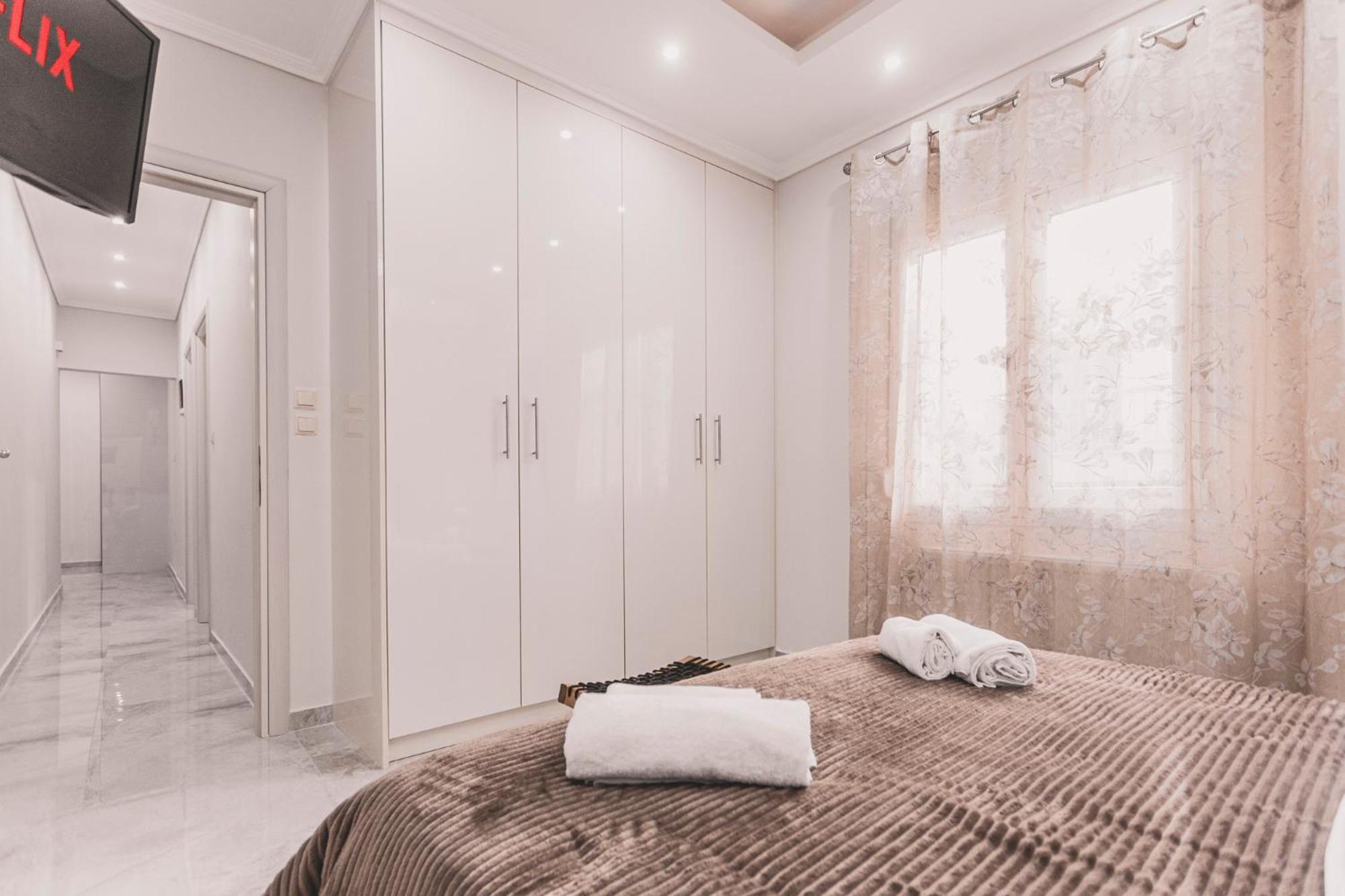 Kartell Luxury Center Apartment *