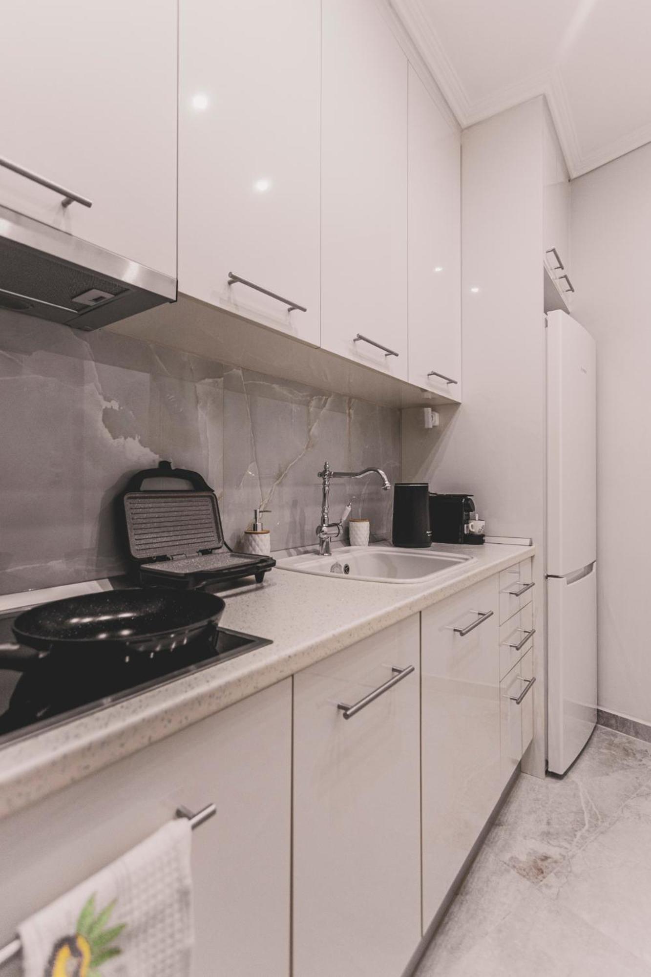 Kartell Luxury Center Apartment *