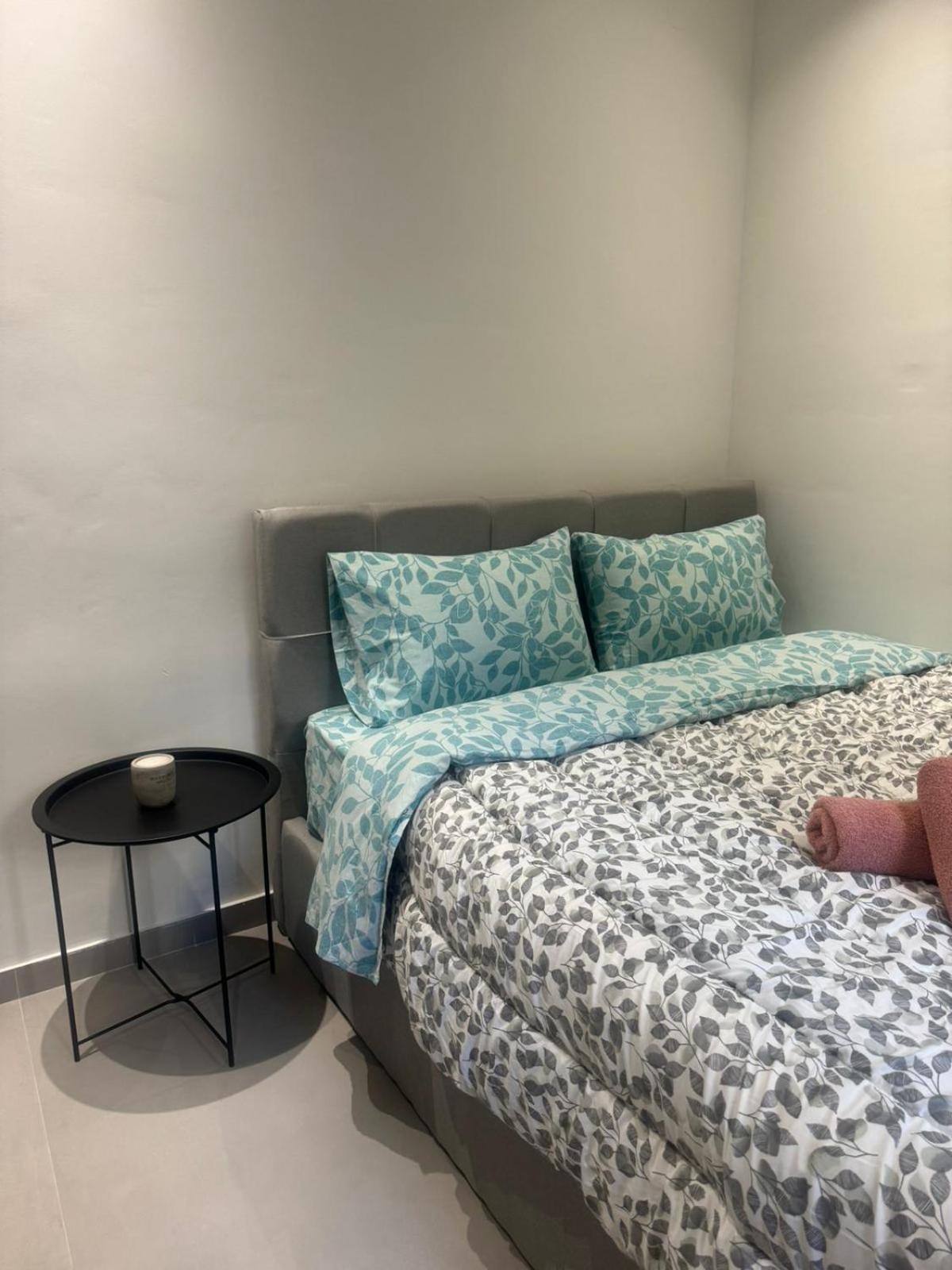 Luna-your Urban Appartement