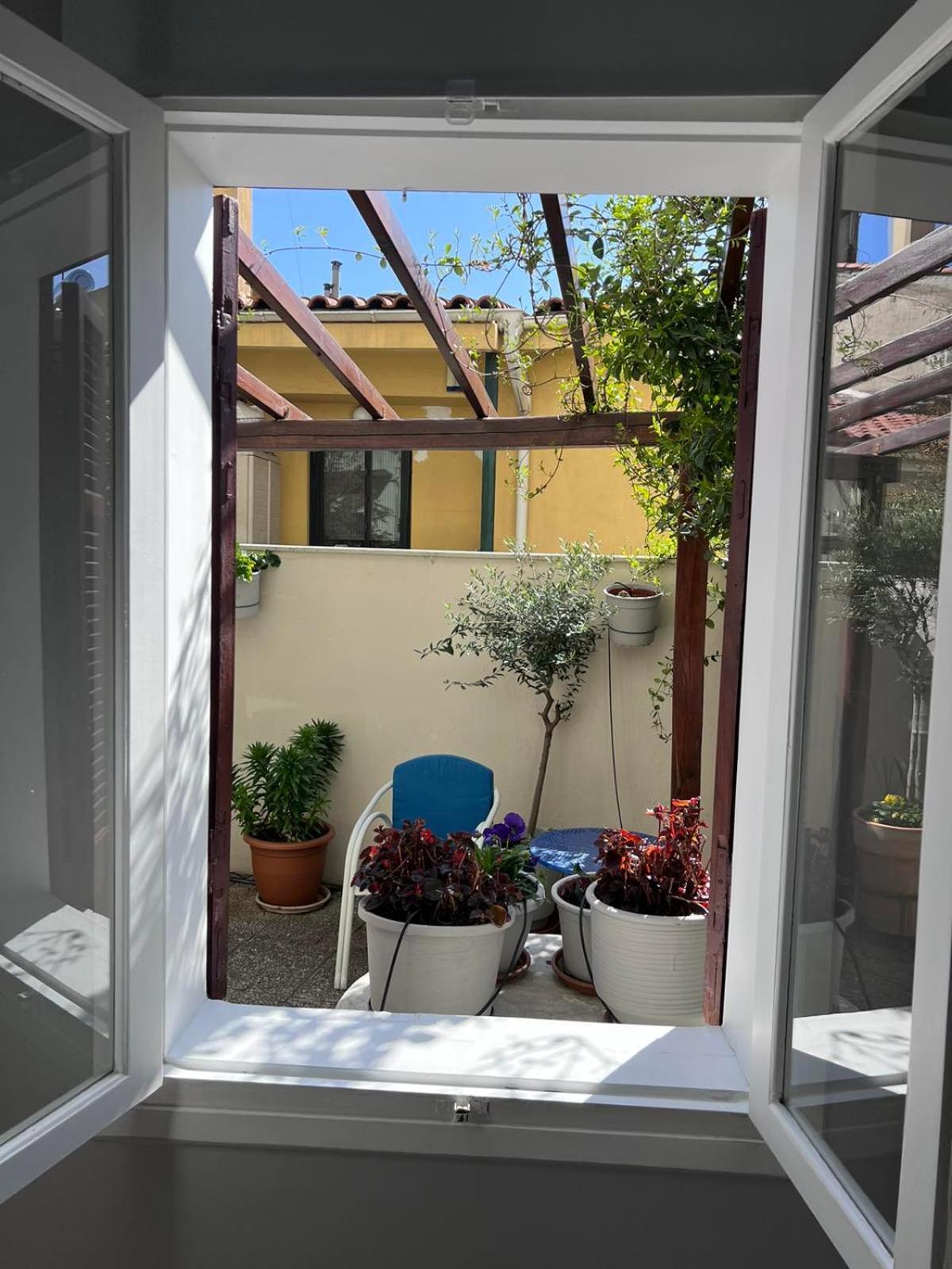 Retro House With Garden In Anopoli Holiday home *