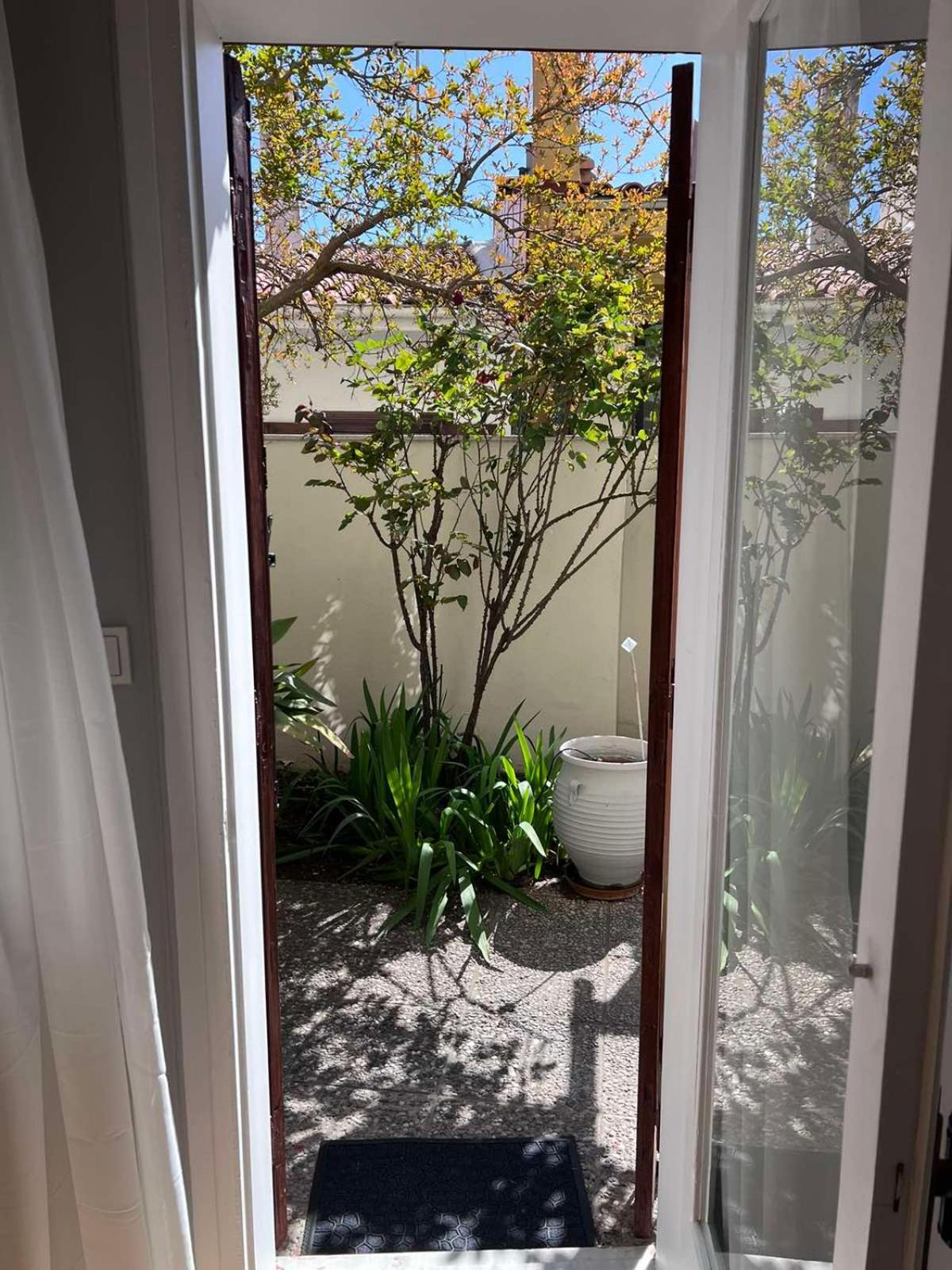 Retro House With Garden In Anopoli Holiday home