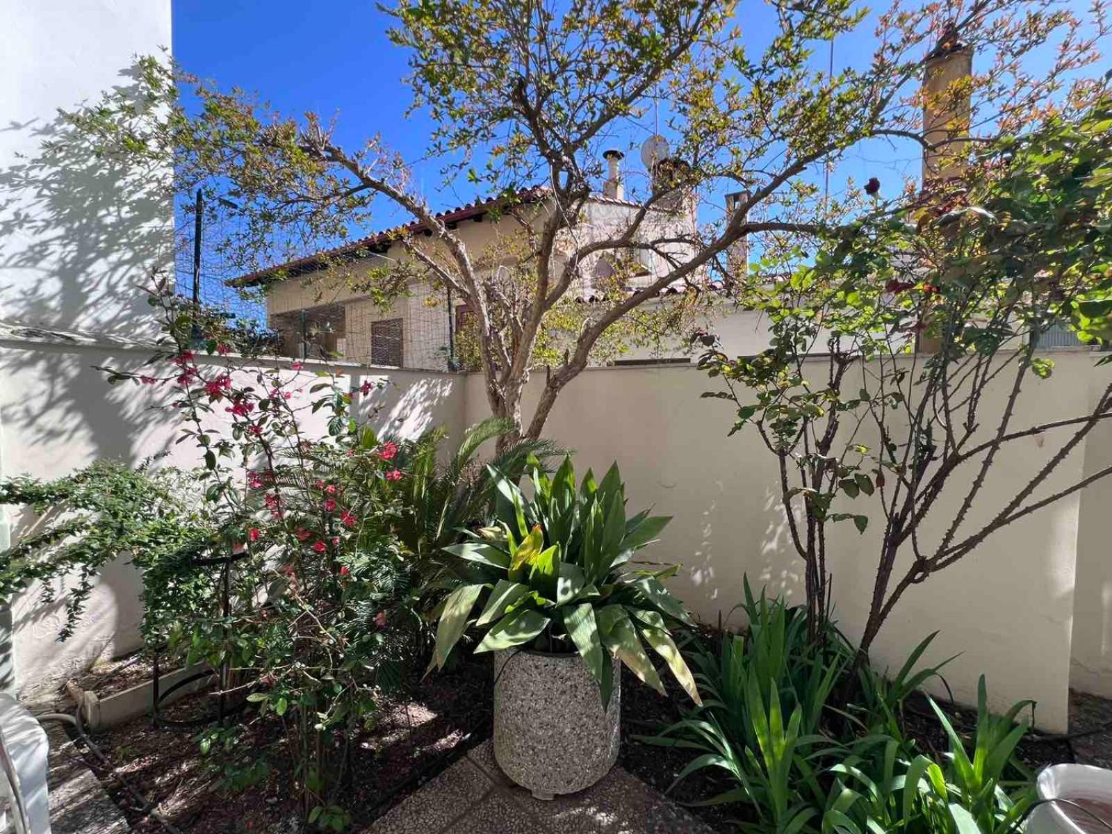 Retro House With Garden In Anopoli * Thessaloniki