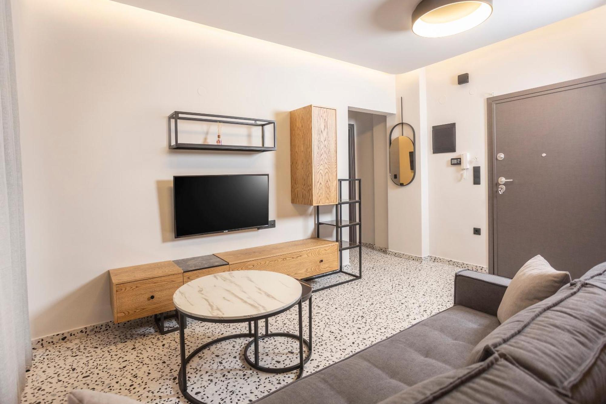 King George 40 Seaside Apartment Thessaloniki