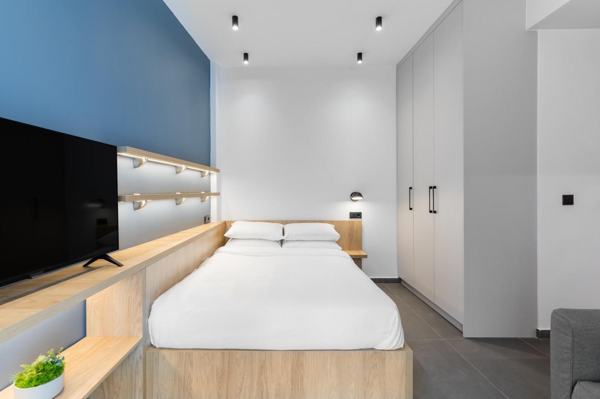 Paloma By Halu!, Center * Thessaloniki