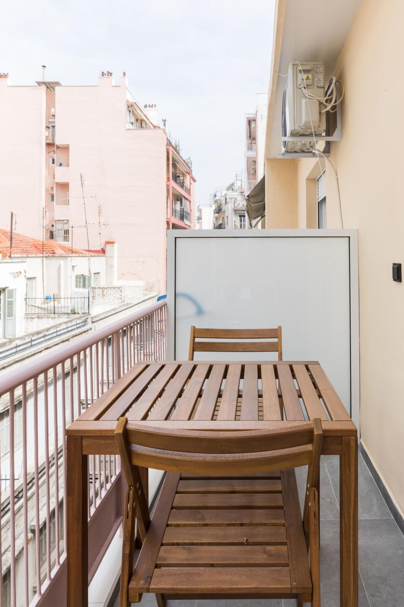Paloma By Halu!, Center Thessaloniki