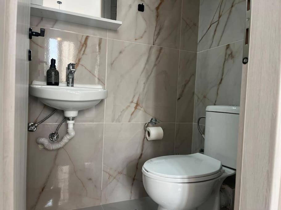 Ladadika Fine Living