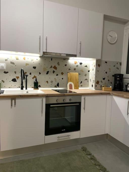 Sage Serenity Apartment