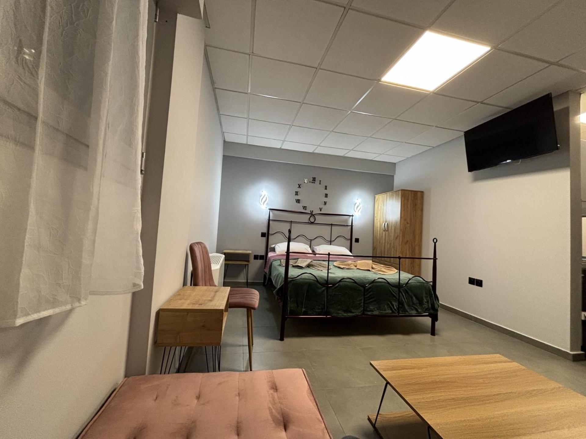 Jordans 13 Apartment