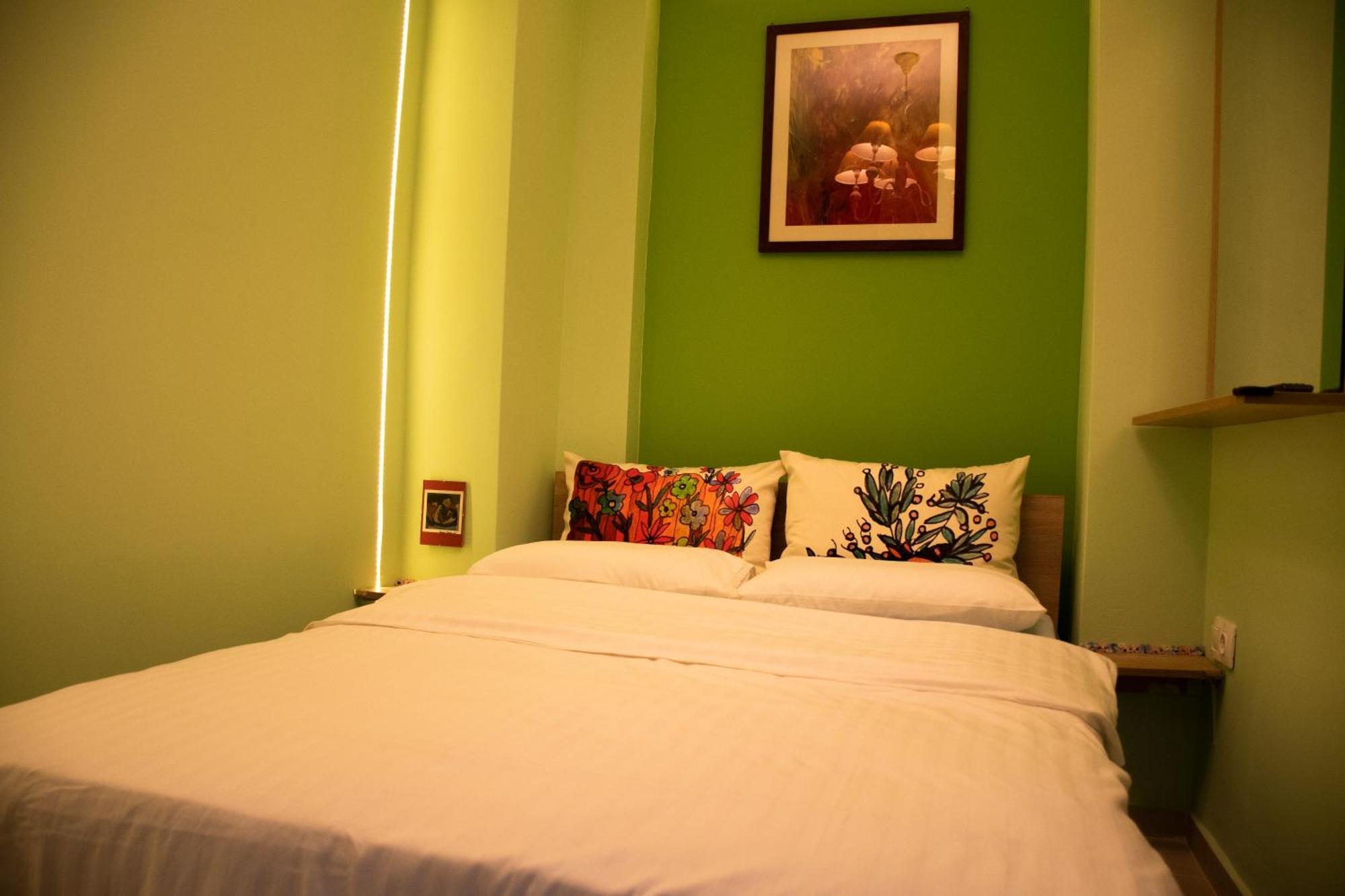 C.27 Lili Urban_apartment *
