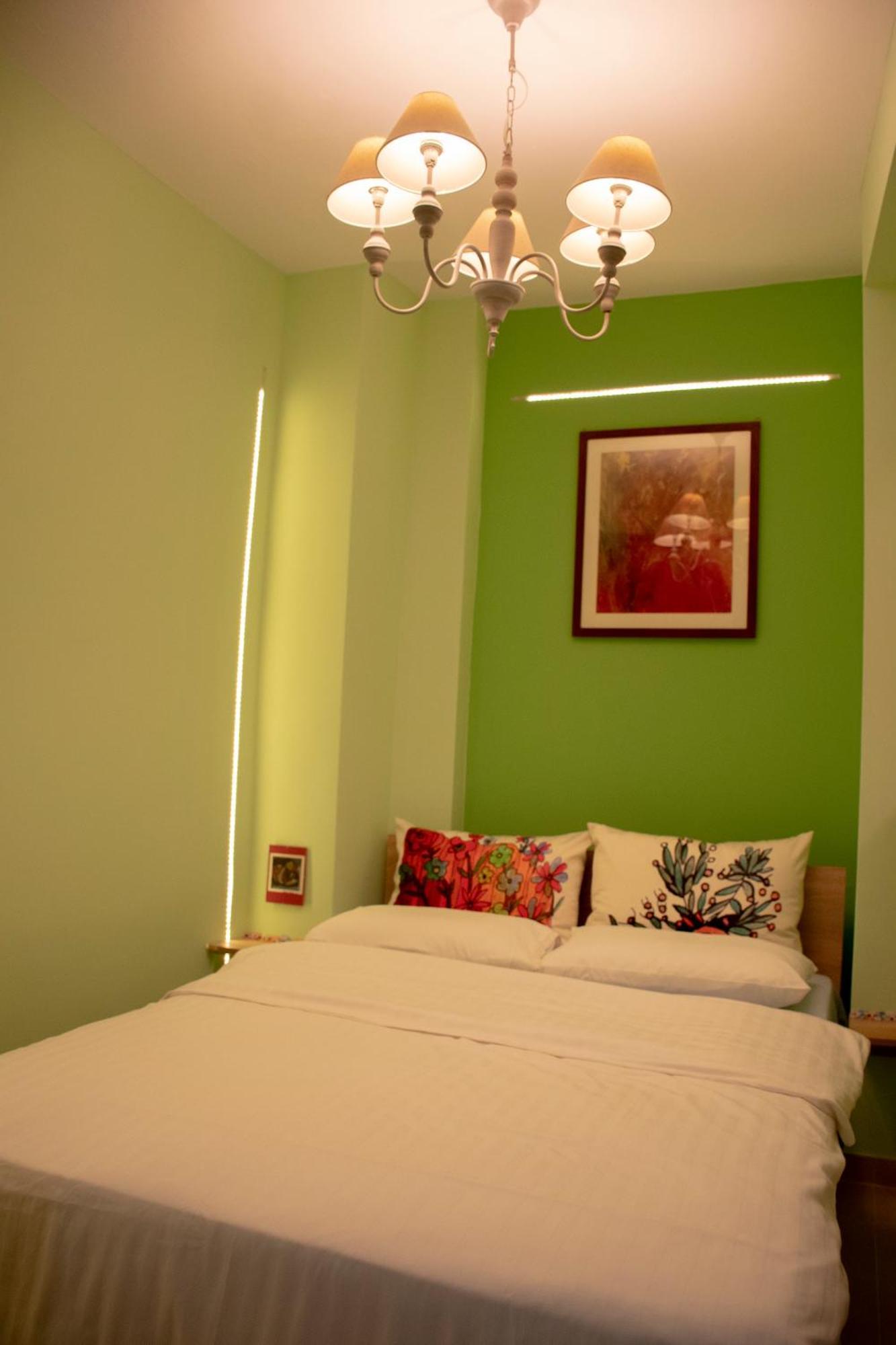 C.27 Lili Urban_apartment *