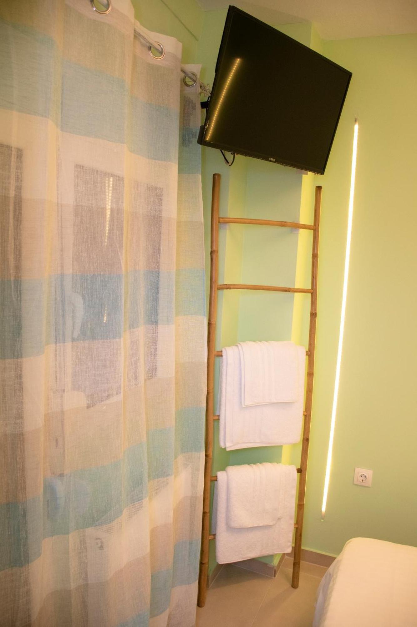 C.27 Lili Urban_apartment
