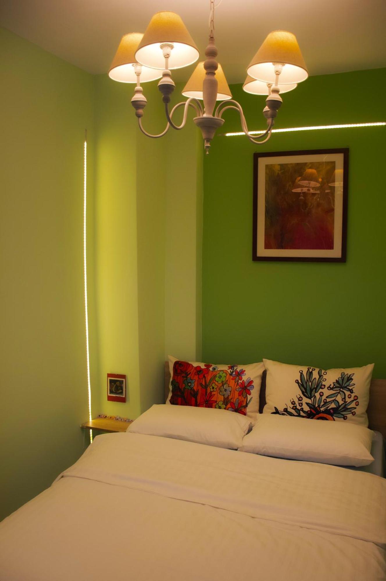 C.27 Lili Urban_apartment