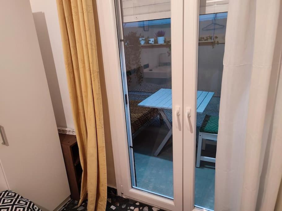 Căn hộ Modern Urban Host With Private Courtyard *