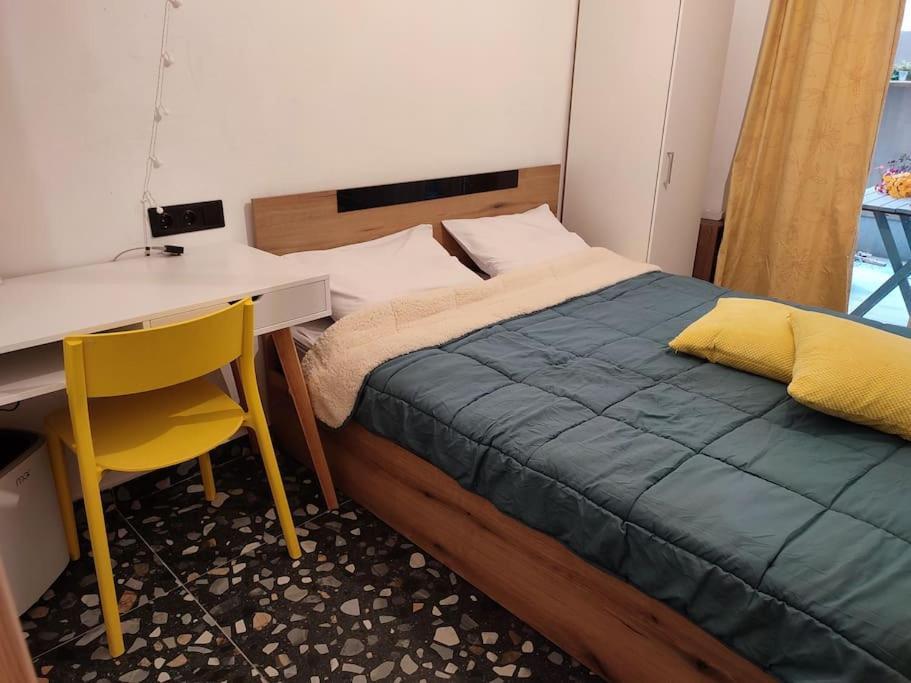 Căn hộ Modern Urban Host With Private Courtyard *