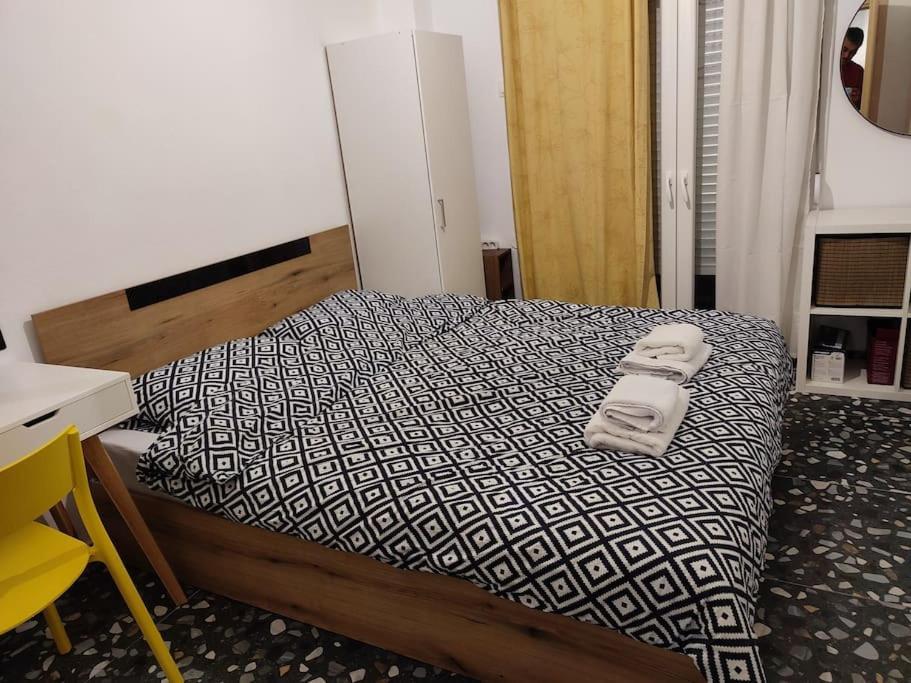 Apartment Modern Urban Host With Private Courtyard Thessaloniki