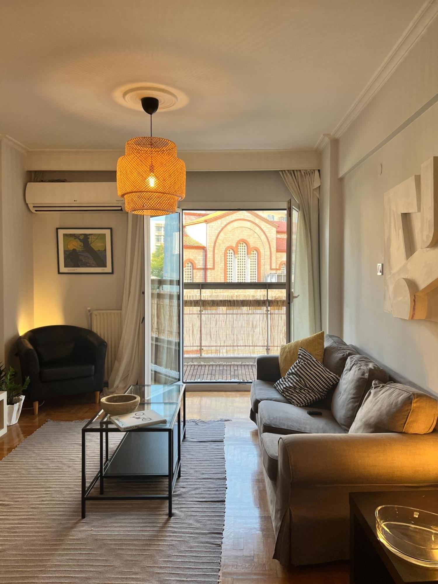 Homevision - Galerius Arch - Center