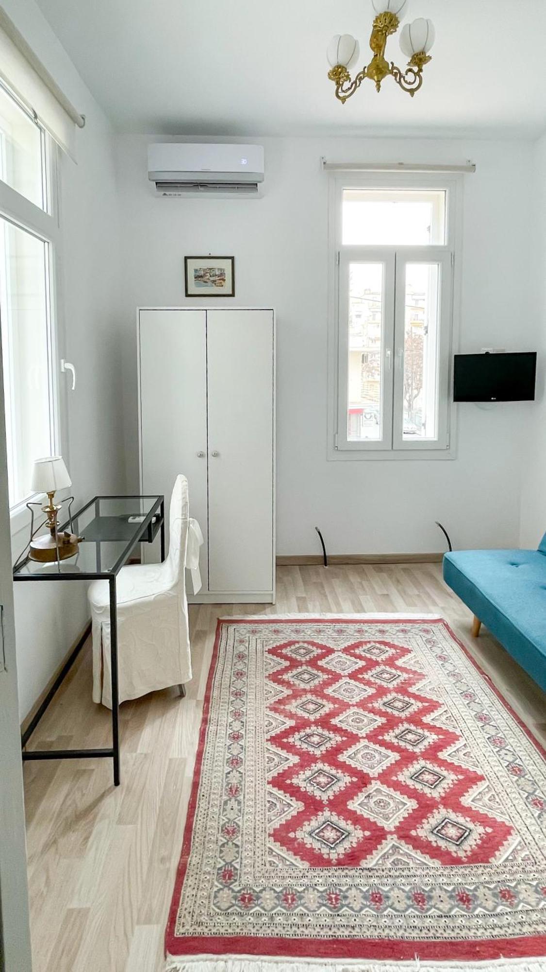Bright & Spacious Near Center. Apartment Thessaloniki