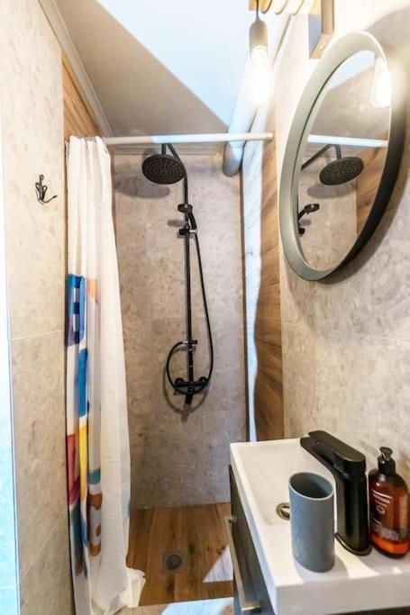 Apartamento Harmony With Terrace. *