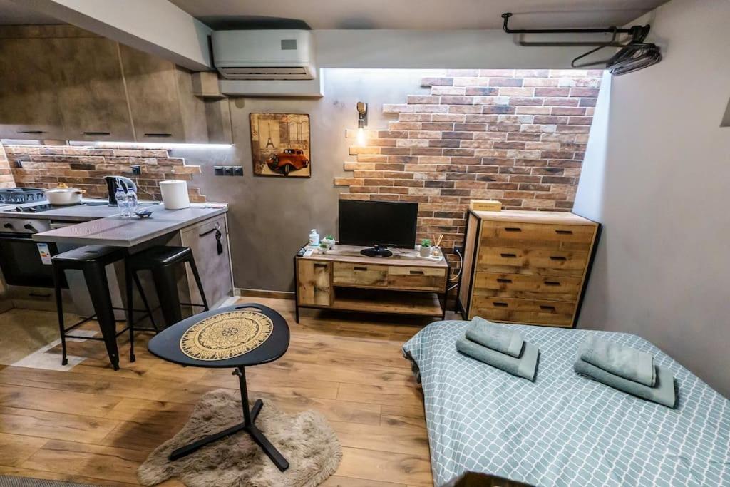 Apartment Harmony With Terrace. Thessaloniki
