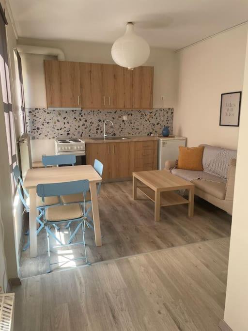Archontiko Theofilou #2 With Private Parking Space *