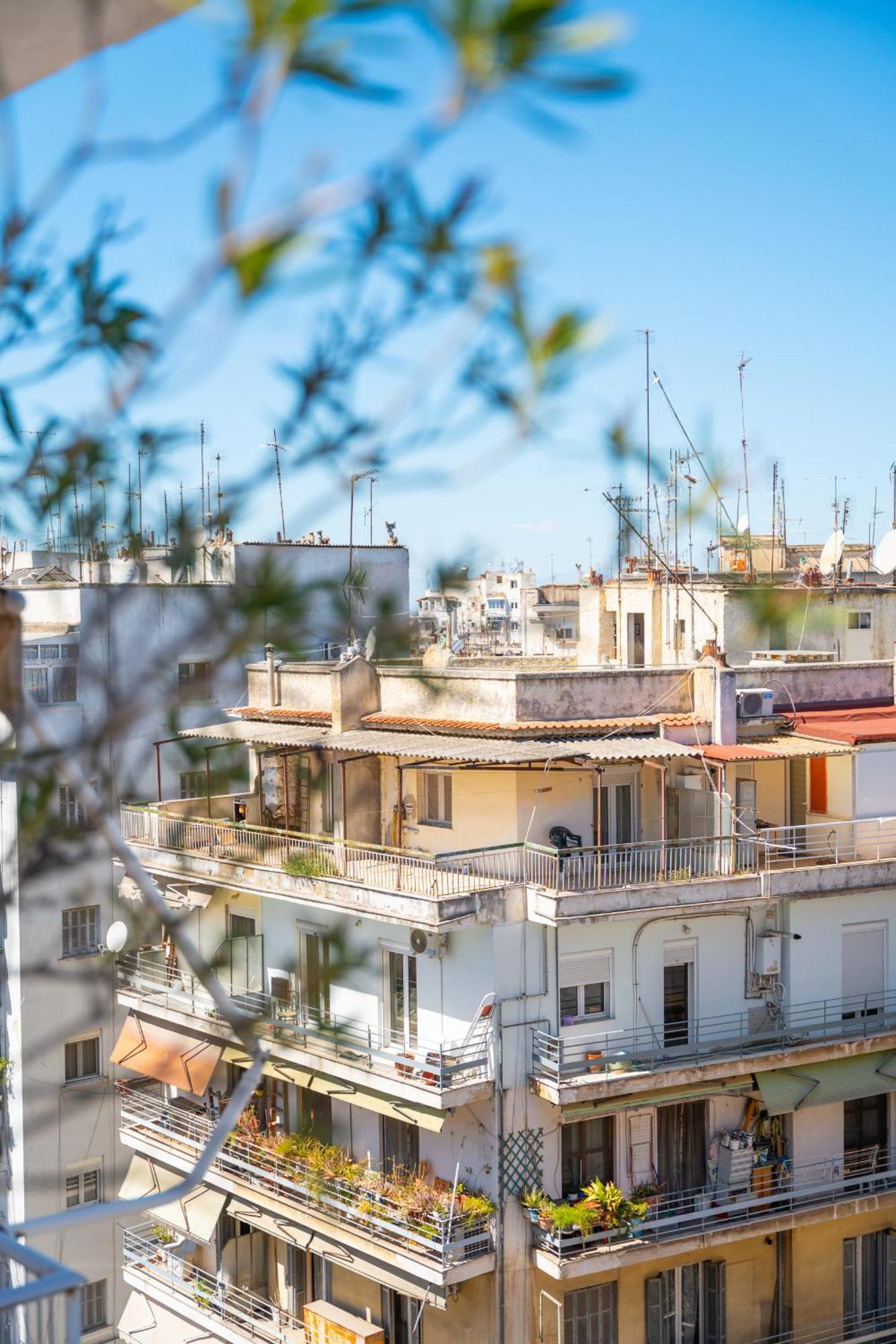 Hephaestus Veranda In The City Center By Binobi! Apartment