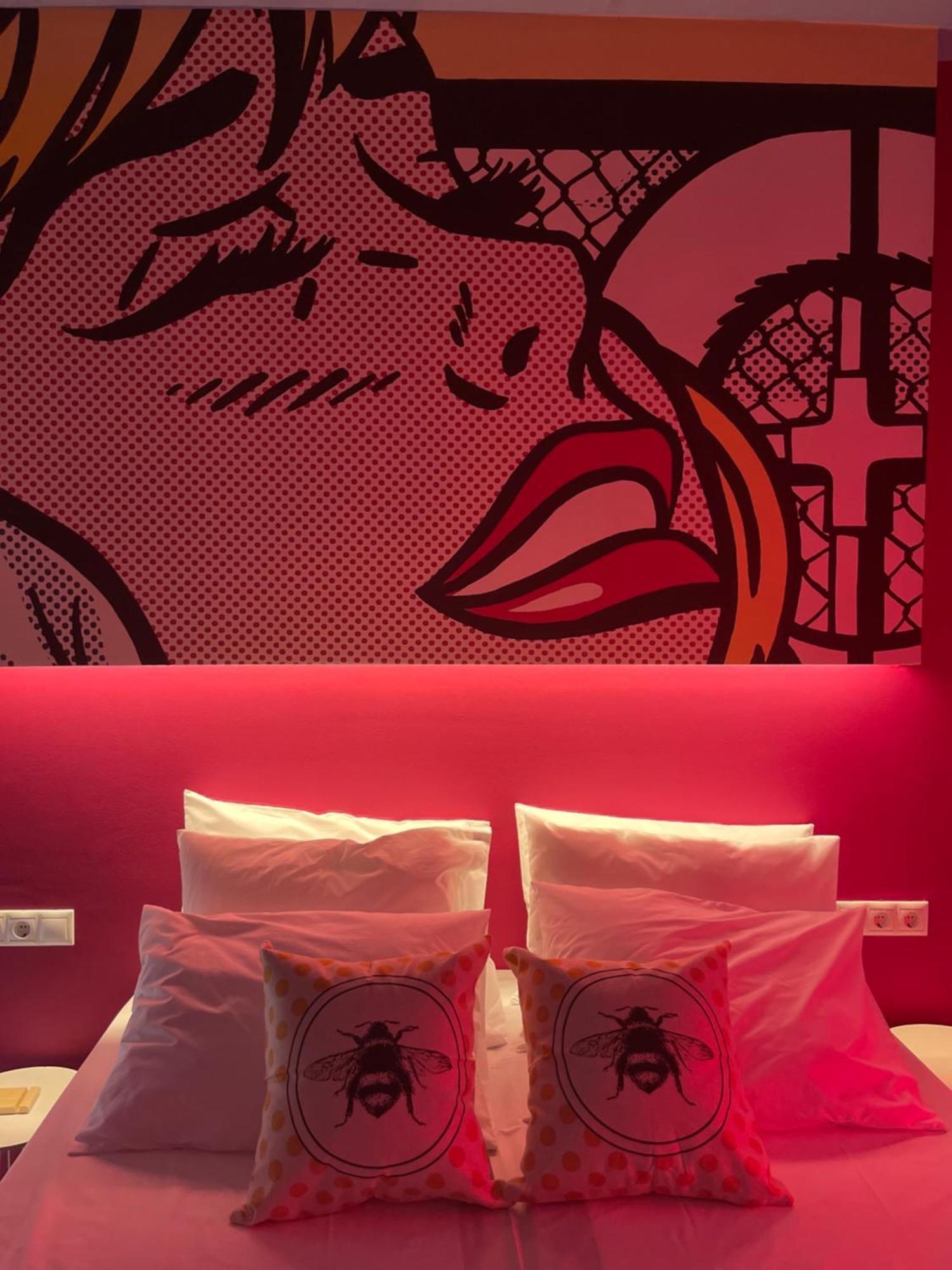 The Muse Flat In Just A Few Steps Away From Museums And Helexpo Daire