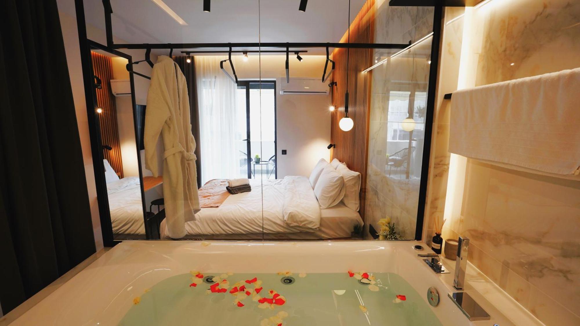 Luxury With Jacuzzi By Sea&thecity