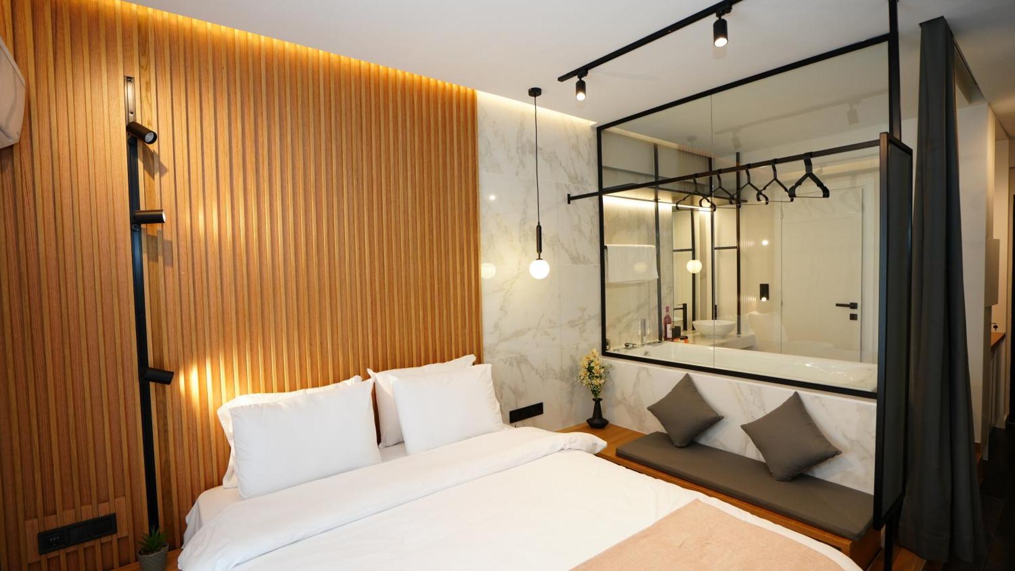 Apartment Luxury With Jacuzzi By Sea&thecity Thessaloniki