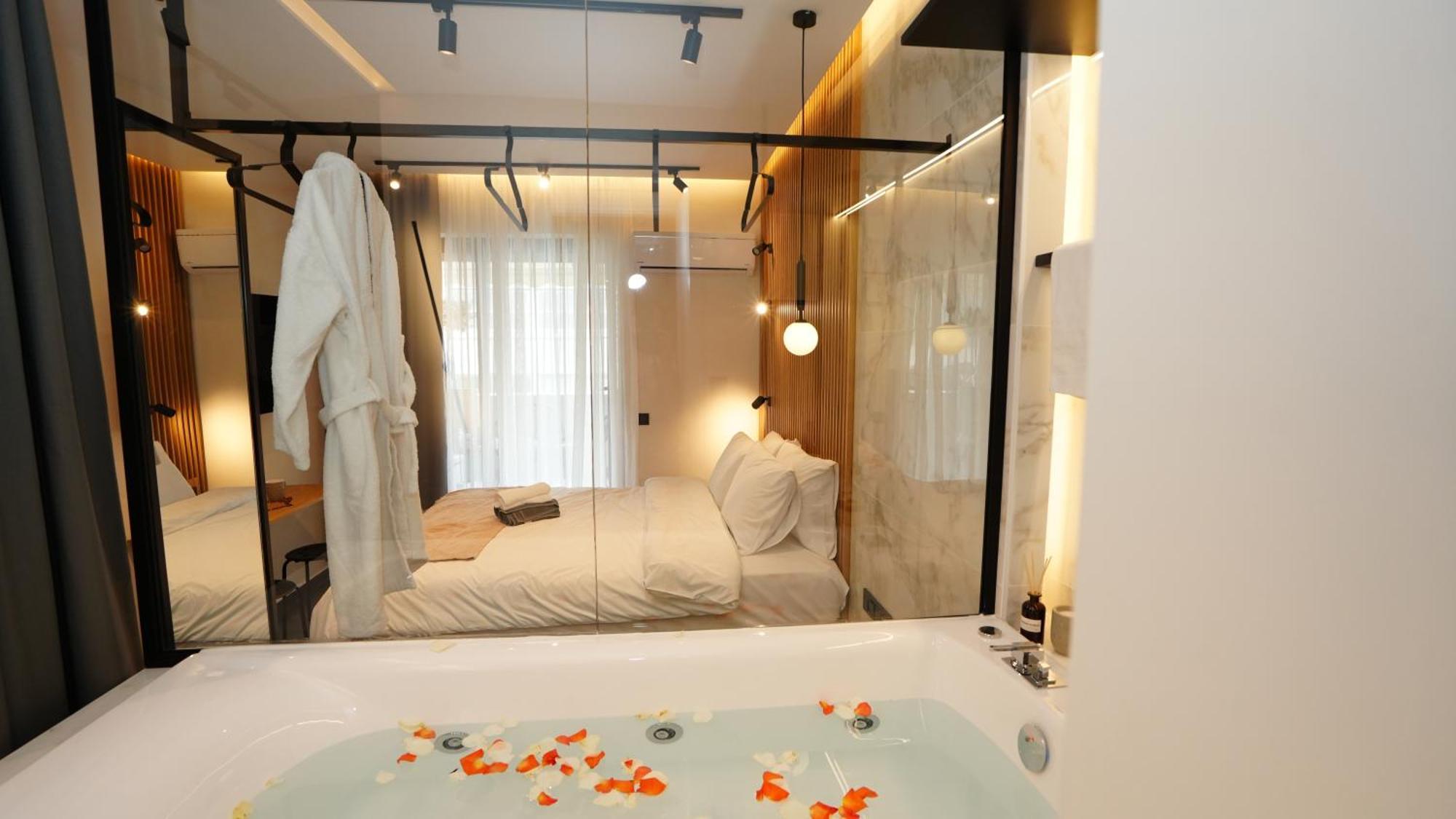 Luxury With Jacuzzi By Sea&thecity *