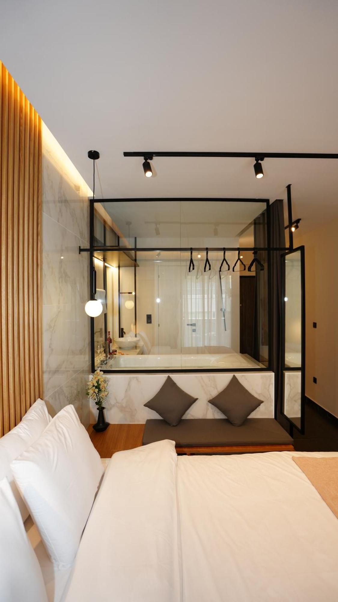 Luxury With Jacuzzi By Sea&thecity * Thessaloniki