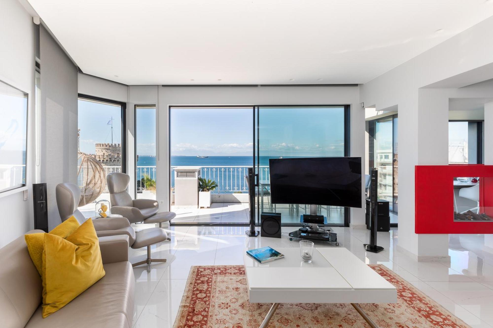 Aria, Lux Seafront Apt With White Tower View Thessaloniki