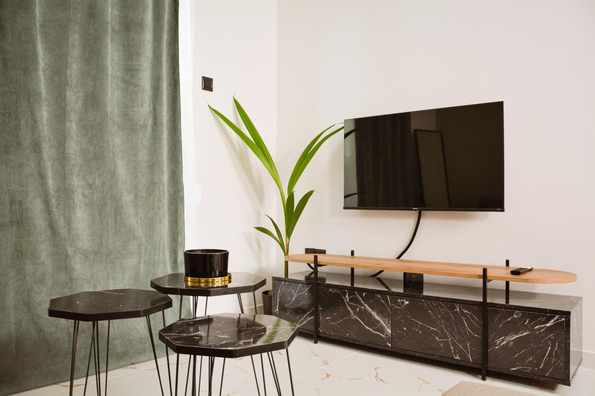 Hyperion Premium Apartment *