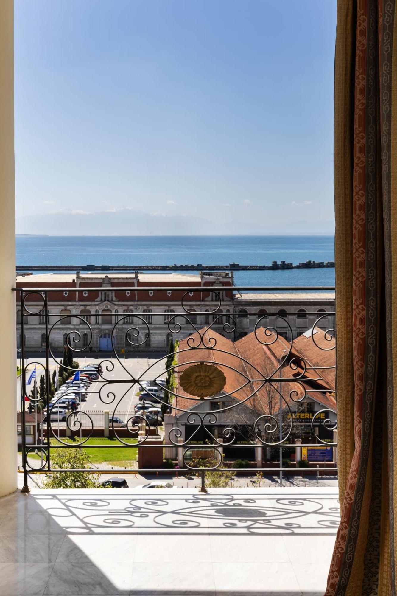 Mediterranean Palace Hotel 5*